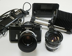 NIKON F